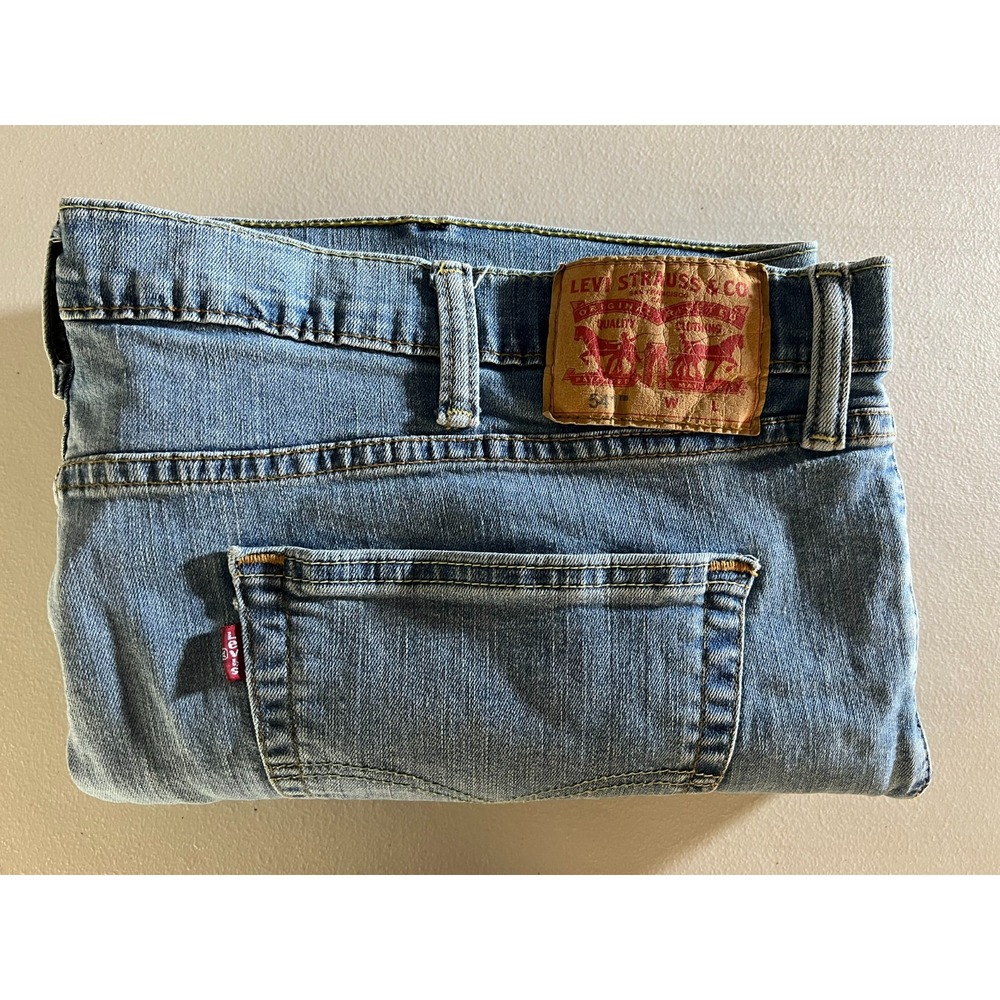 Levis 541 Athletic Fit Jeans Big & Tall Mens W46 L32 Fits 44x29 Medium Wash